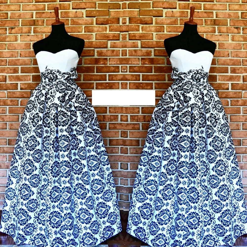 Gorgeous Custom Made Full Maxi Skirt - image 1